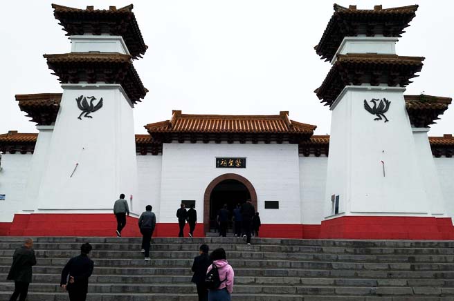 汉代祠堂建筑风格.jpg